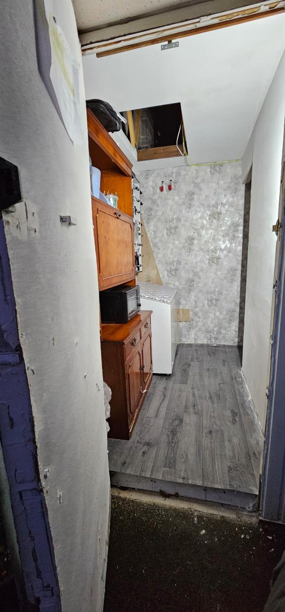 Maison d'hôtes Double Bedroom In Converted Garage-no Shower,bath Facility *